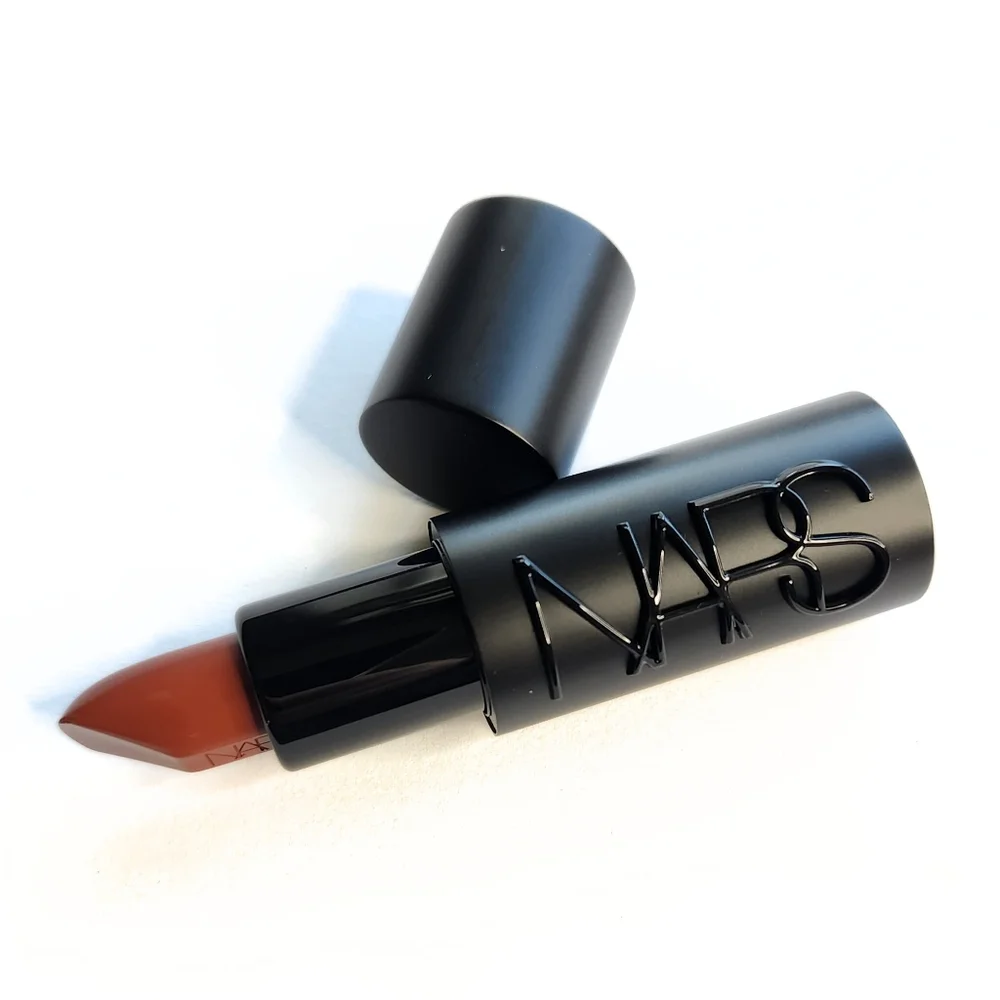 NARS - Explicit Lipstick - Body Heat Lipstick 803